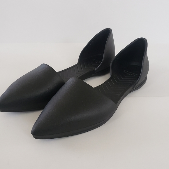 Native Shoes Shoes - Native flats very light